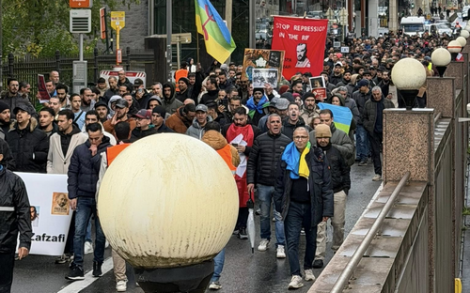 بروكسيل.. مسيرة تأبينية لأحمد الزفزافي تطالب بإطلاق سراح معتقلي الحراك