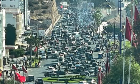 آلاف المشيعين يودعون أحمد الزفزافي والد قائد حراك الريف