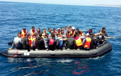 41 مهاجرا سريا مغربيا يصلون الى السواحل الجنوبية لاسبانيا