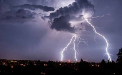 أمطار رعدية قوية بإقليم الحسيمة