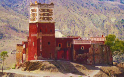 بعد طول انتظار .. وزارة الثقافة تقرر ترميم القلعة الحمراء باقليم الحسيمة