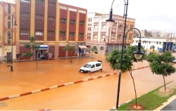 الامطار تكشف اختلالات جسيمة في انجاز المقطع الطرقي بني بوعياش اجدير (فيديو)