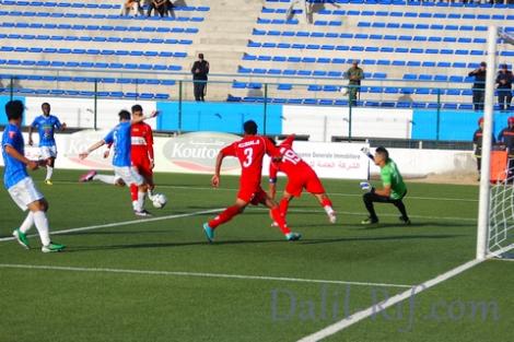 شباب الريف الحسيمي يمنى بهزيمة ثالثة على التوالي في البطولة