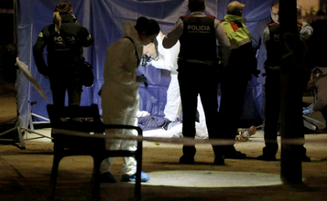 طعنة سكين تنهي حياة شاب مغربي وسط ساحة عمومية في إسبانيا