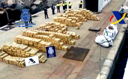 اسبانيا .. تفكيك منظمة اجرامية مغربية وضبط 11 طنا من المخدرات (فيديو)