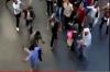 معطلون ينتقمون من مخازني