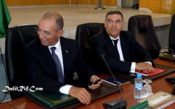 بالصور .. تفاصيل لقاء الوفد الوزاري مع المنتخبين والمجتمع المدني بالحسيمة