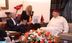 وزير الداخلية الاسباني يحل بالمغرب ويتباحث مع لفتيت