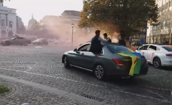 موكب زفاف مغربي يثير الفوضى في لييج والشرطة تعتقل سائقين (فيديو)