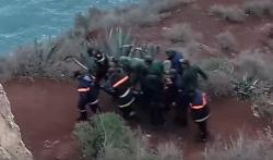 انتشال جثث مهاجرين سريين غرق قاربهم بسواحل الحسيمة (فيديو)
