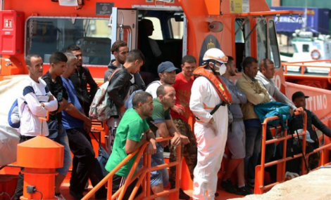انقاذ 53 شخصا من قلعة سراغنة ابحروا من سواحل الحسيمة