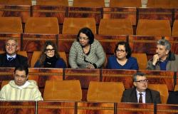 البرلمانية نبيلة بنعمر تطالب بإيصال سكة الحديد لتطوان والحسيمة