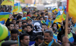 الناظور .. مواطنون ومنتخبون يخرجون إلى الشارع للمطالبة بمستشفى للسرطان