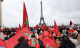 مغاربة يتظاهرون في باريس للتنديد باحراق وتدنيس العلم الوطني