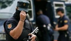 بعد ادراج اسمه بالخطأ في لائحة الارهاب .. مهاجر مغربي بهولندا عالق في اسبانيا منذ شهرين