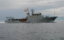 سفينة حربية اسبانية تستفز المغرب في المتوسط