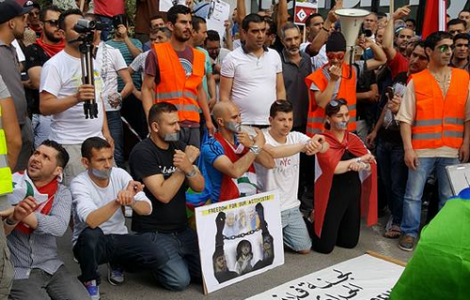 محتجّون في مدن اوربية يُطالبون بحرية معتقلي الحراك وانهاء "الحصار"