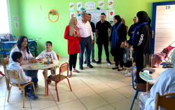 جمعية ملاك للتوحد بالحسيمة تزور المركب السوسيوتربوي بفرخافة