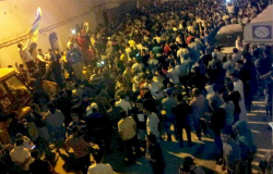 شعارات وزغاريد تؤثث إحتفالات ليلية في عدة مناطق بالحسيمة بعد الافراج عن المعتقلين
