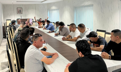 الحسيمة.. لقاء تواصلي بميناء المدينة يجمع مهنيي الصيد وممثلي المؤسسات