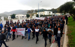 مسيرة حاشدة تُعيد صخب الاحتجاج الى شوارع الحسيمة