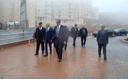 وزير الاسكان يتفقد اشغال بناء 1000 وحدة سكنية منخفضة التكلفة بالحسيمة