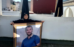السماح لناصر الزفزافي بحضور جنازة والده وتلقي العزاء مع أسرته بالحسيمة