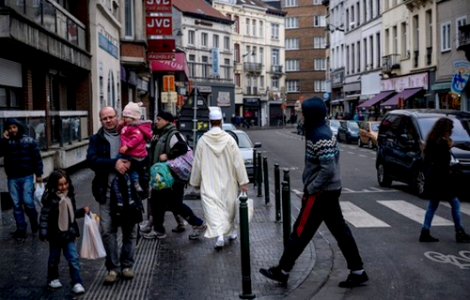بلجيكا .. امتلاك عقارات بالمغرب يورط 157 مهاجرا ممن يستفيدون من السكن الاجتماعي