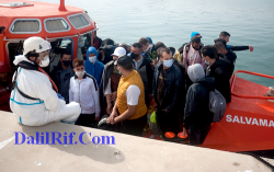 26 مهاجرا من الحسيمة وبني بوعياش وتطوان يصلون الى اسبانيا (صور)