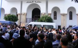 الحسيمة .. السراح لـ 4 معتقلين وايداع 10 آخرين السجن على خلفية أحداث "بوسلامة"