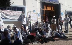 الأساتذة المتدربون بالحسيمة ينظمون اعتصام إنذاري أمام مقر النيابة