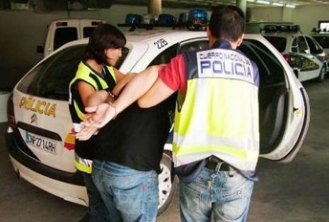 الشرطة الاسبانية تعتقل مغربيا متورطا في تفجير 17 صراف الي في المانيا وسرقة مليون يورو
