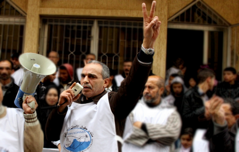التدموري يُعاتب نشطاء المركز ويُخاطب عائلات المعتقلين: "ماحك جلدك الا ظفرك"