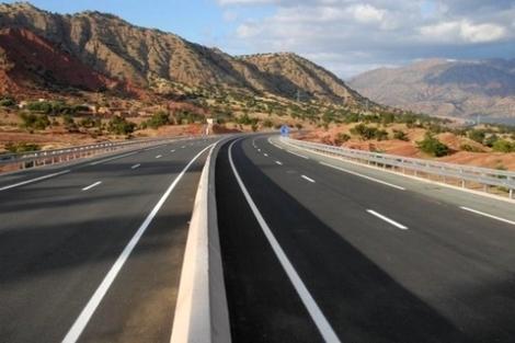 رباح : تم تسريع وتيرة إنجاز الطريق السريع الرابط بين سلوان وأحفير