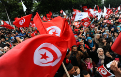 منظمات تونسية تستنكر منع السلطات المغربية وفدها من دخول الحسيمة